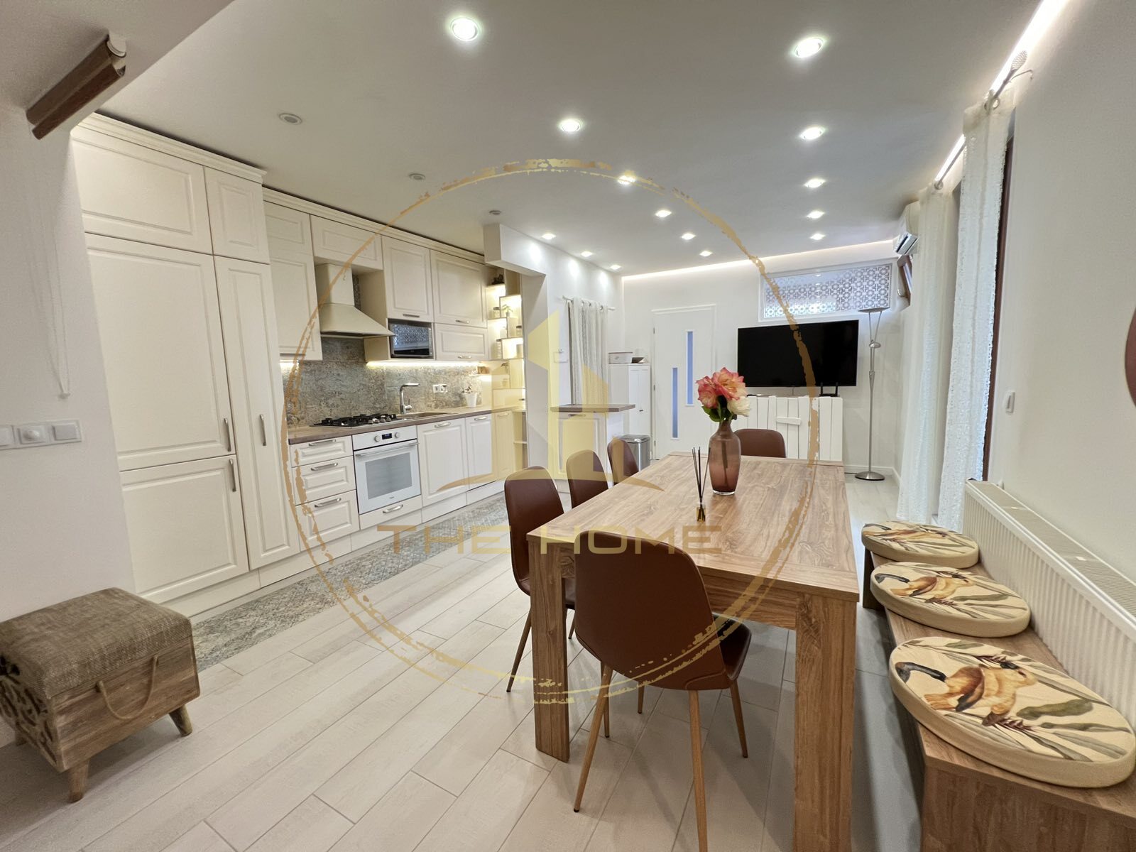 property header pic